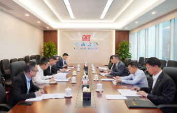 座谈会.jpg